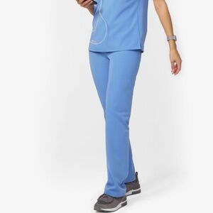 FIGS Livingston Petite Basic Scrub Pants in Ceil Blue